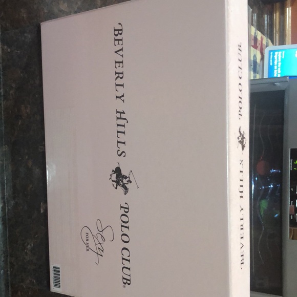 Polo women’s perfume body wash, lotion, hairwash - Picture 3 of 3